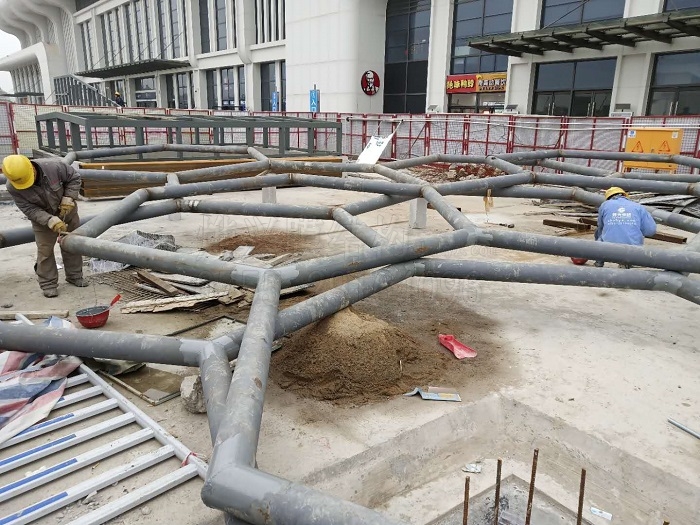 燁興-廣西貴港高鐵站ETEF膜結構雨棚施工進展介紹